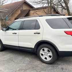 2004 Ford Explorer