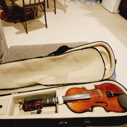 Violin With Case And Bow 