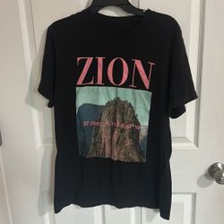 Zion T Shirt Size Medium Unisex 