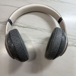 Beats By Dre - A Cold Wall ACW Studio 3 Limited Edition 