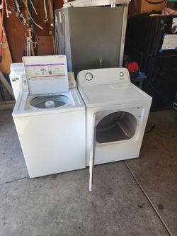 Whirlpool Washer And Electric Dryer Large Capacity