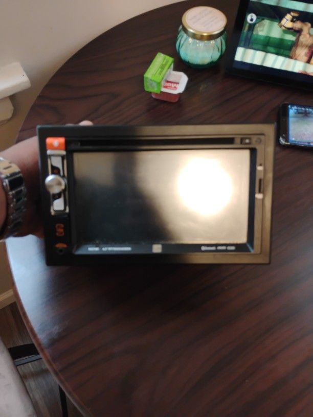 DV271BT 6.2"TFT TOUCHSCREEN DUAL BLUETOOTH DVD MP3