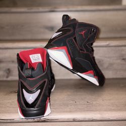 Jordan 7  ( Jordan True Flight )