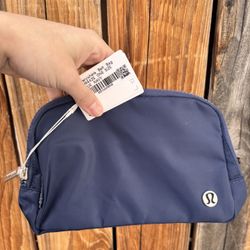 Lululemon Belt Bag Women’s 