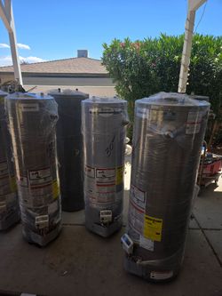 Gas Water Heater New Display Models 30gal 40and 50gal With 1yr Wrrty