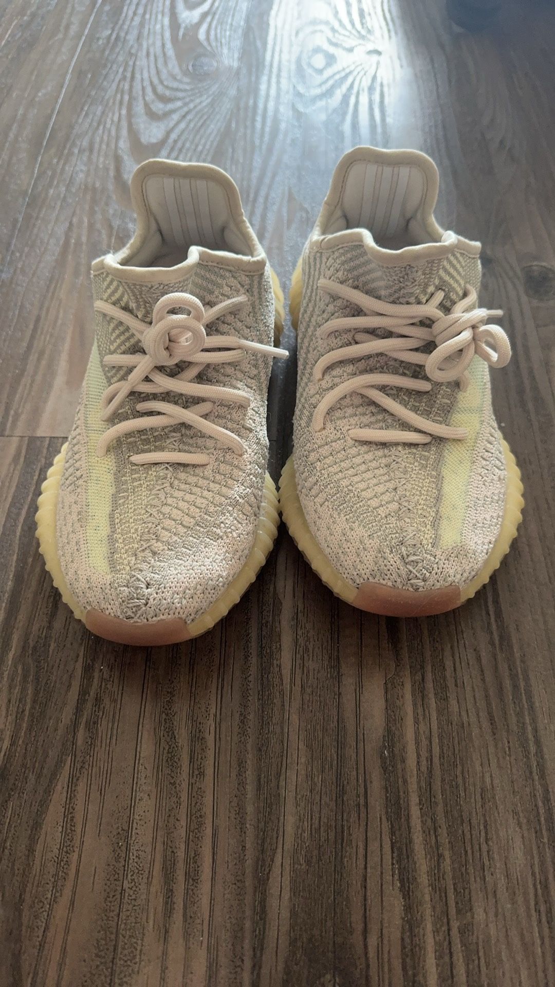 Adidas Yeezy Boost 350 V2 Light in us 4 1/2