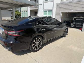 2017 Nissan Maxima
