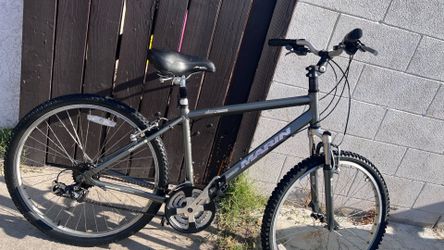 Mens Marín Redwood Mountain Bike 15”.