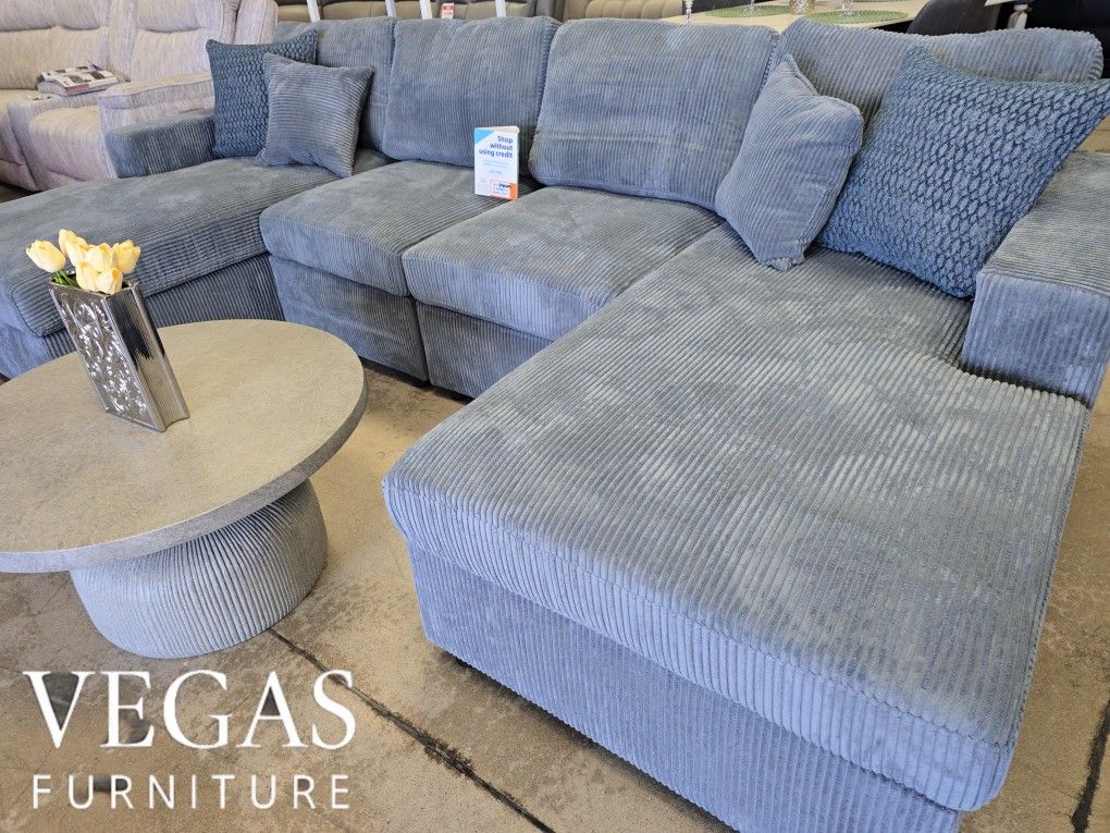 Double Chaise Sectional ✅ Delivery available ✅ Financing Options Available!✔️✨️No Credit Needed✔️✨️$0 Or $50 Down Payment✨️