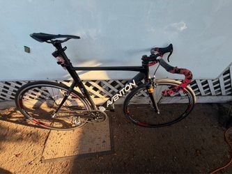 Aventon