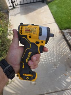 DEWALT DCF901 Brushless Impact Wrench Tool Only