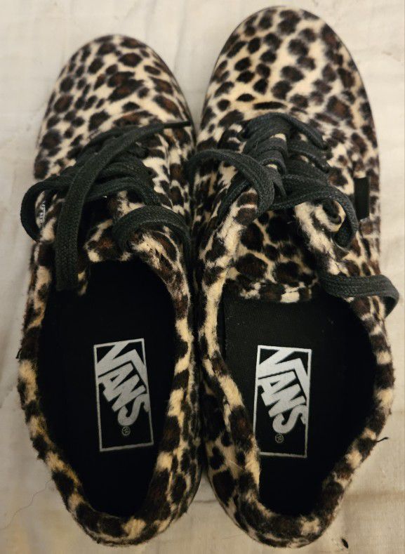 Vans Furry Leopard Print Low Top Sneakers 