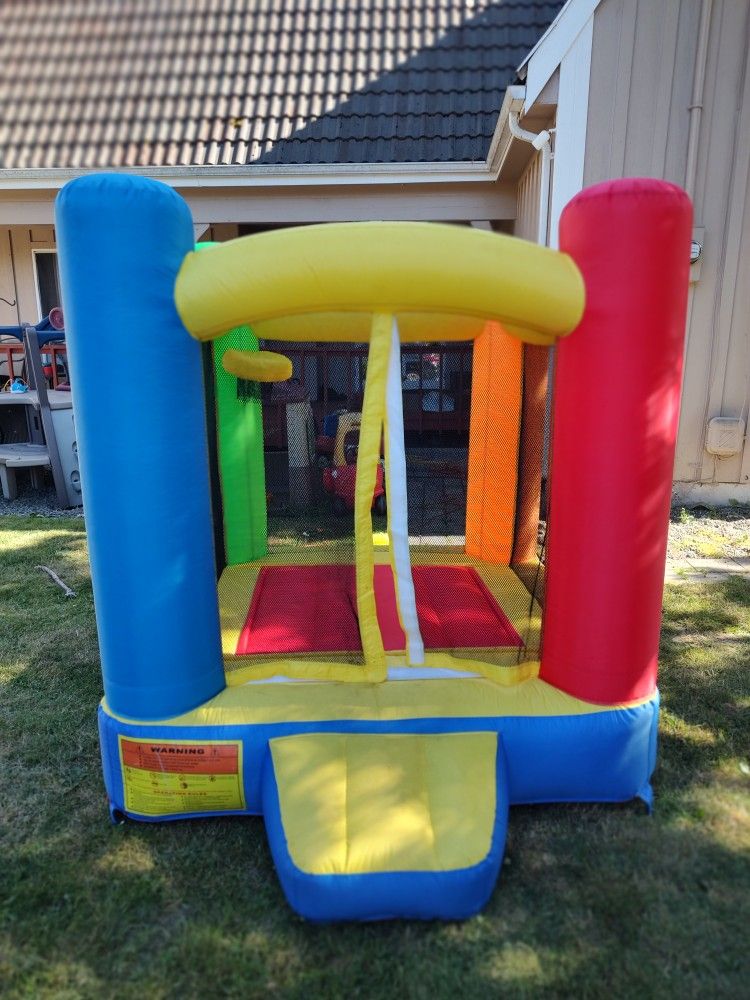 Kids Bouncy House