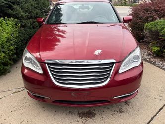 2013 Chrysler 200 needs tow
