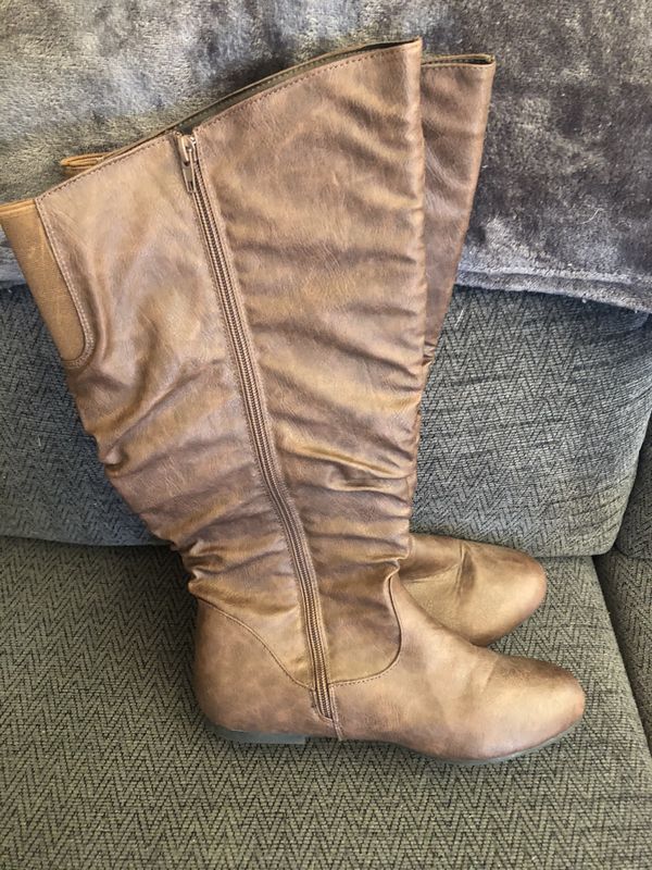 Boots for Sale in Apple Valley, CA - OfferUp