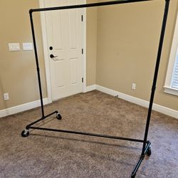 Heavy Duty  Clothing Rack With Wheels 