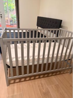 Delta Children Heartland 4-in-1 Convertible Crib with Serta Mattress