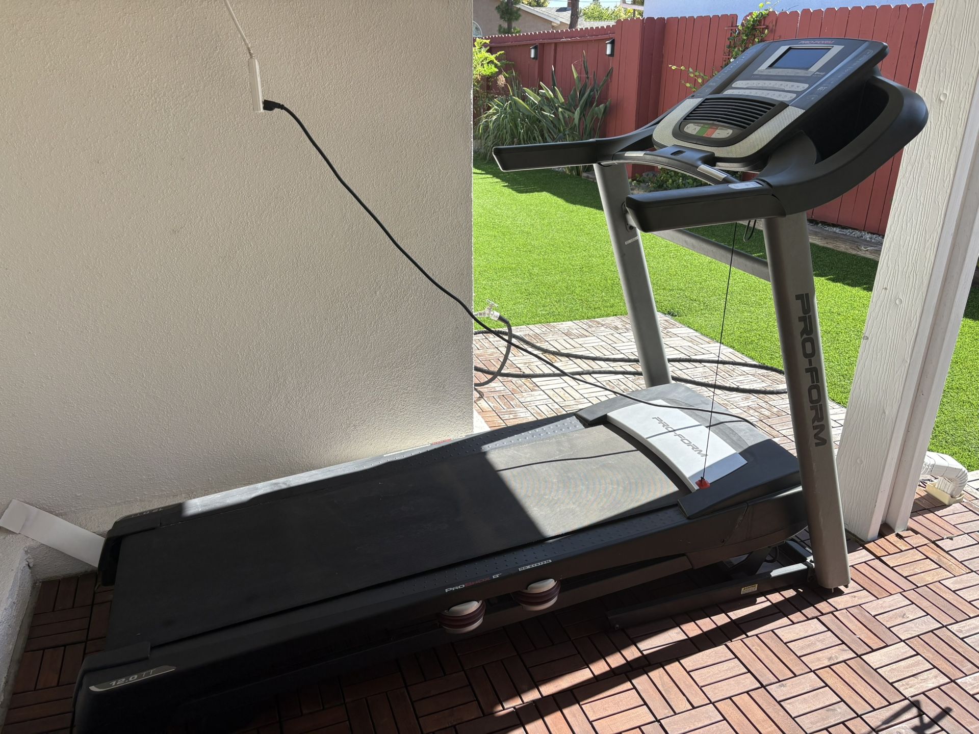 12.0 TT Pro-Form Treadmill