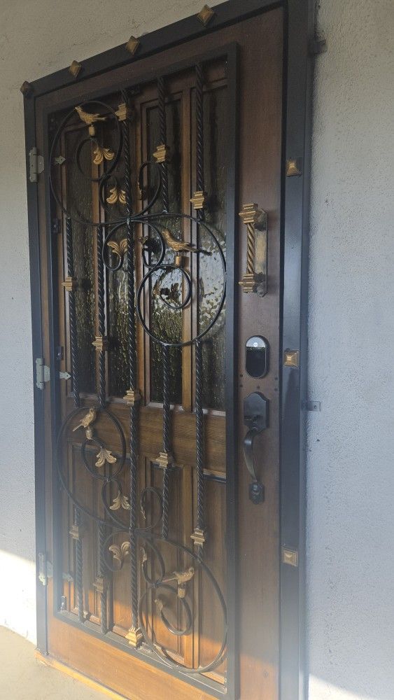 Puerta Principal