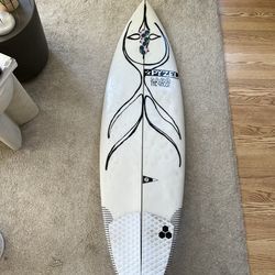 Pyzel ghost JJF 5 fin surfboard 5’11 28.3L w/ glass future fins incl.