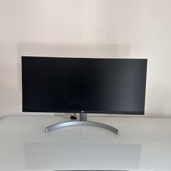 LG 29inch FHD monitor In Excellent Condition