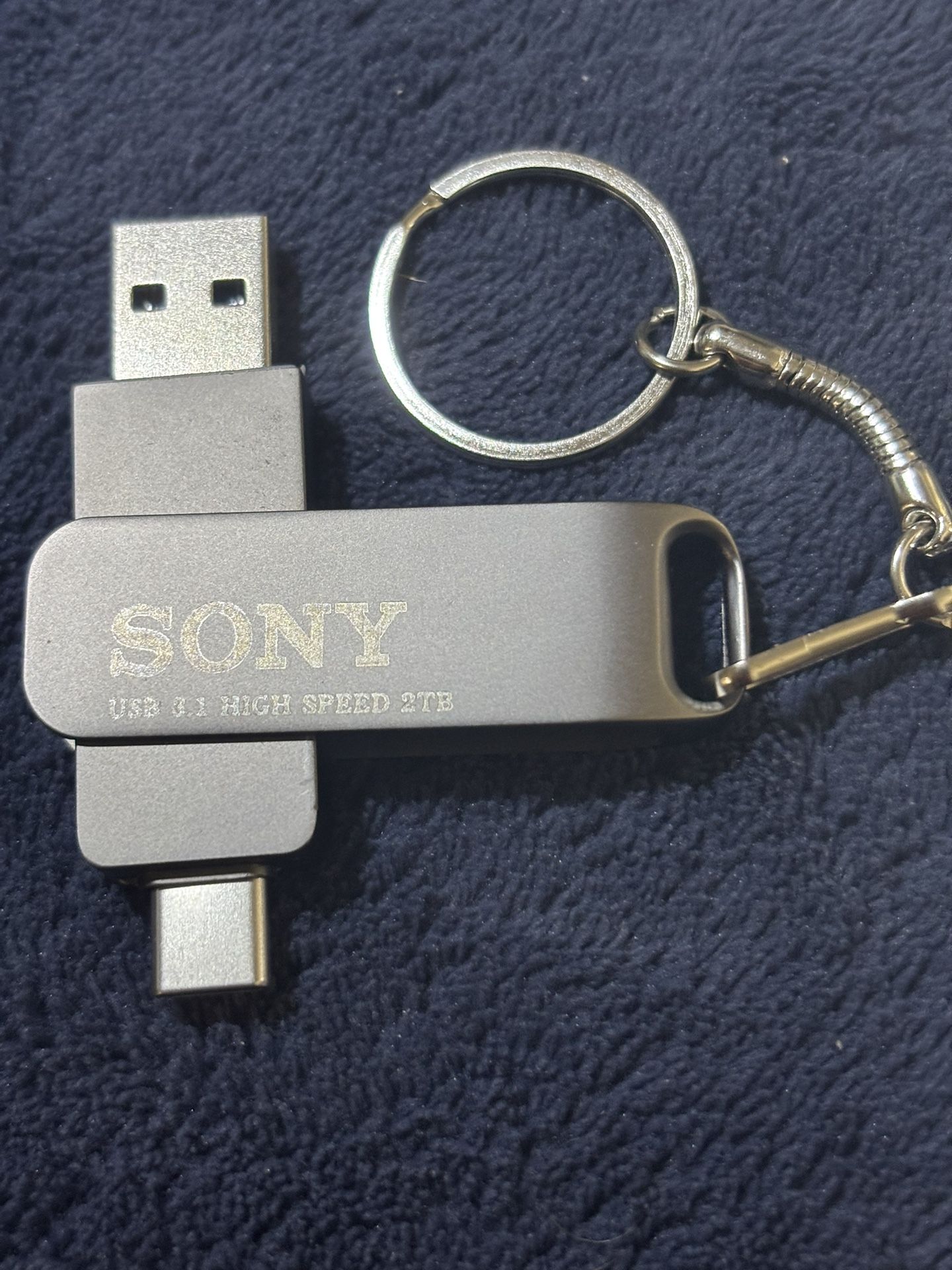 Sony 2TB Flash Drive USB-C / USB 3.1