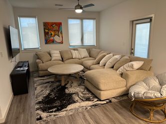 Soft Sectional couch - Coffee Table and Rug Included