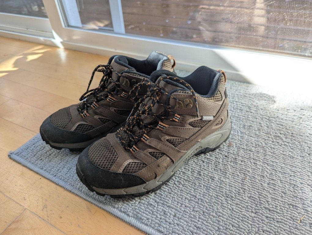 Merrell Big Kids Hiking Boots, Hikers 5W Boys Girls