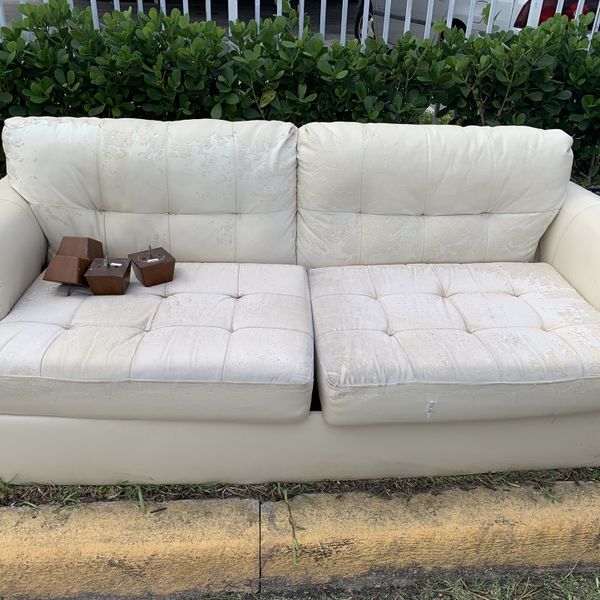 Free Sleeper Sofa for Sale in Miami, FL OfferUp