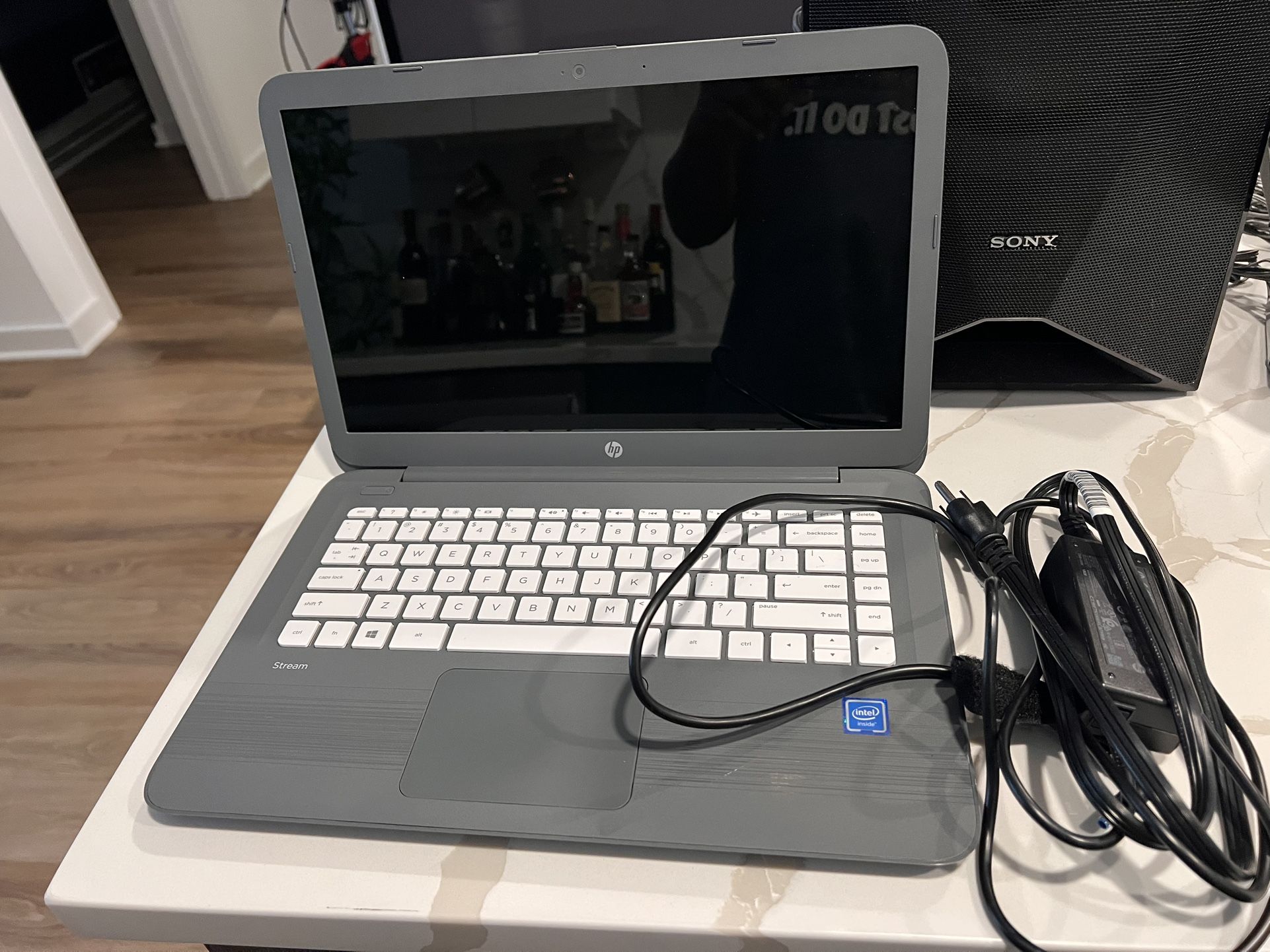 HP Stream