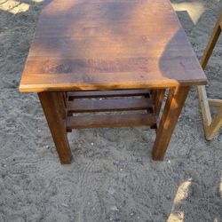 WOOD SMALL END TABLE, BROWN SOME KIGHT SCRATCHES