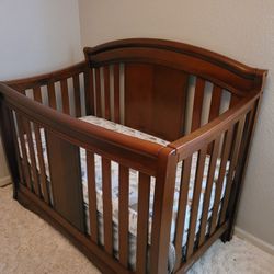 Baby crib