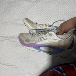 Basketball Shoes
