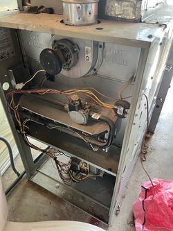 American Standard 120,000 BTU Natural Gas Furnace – Working When Removed
