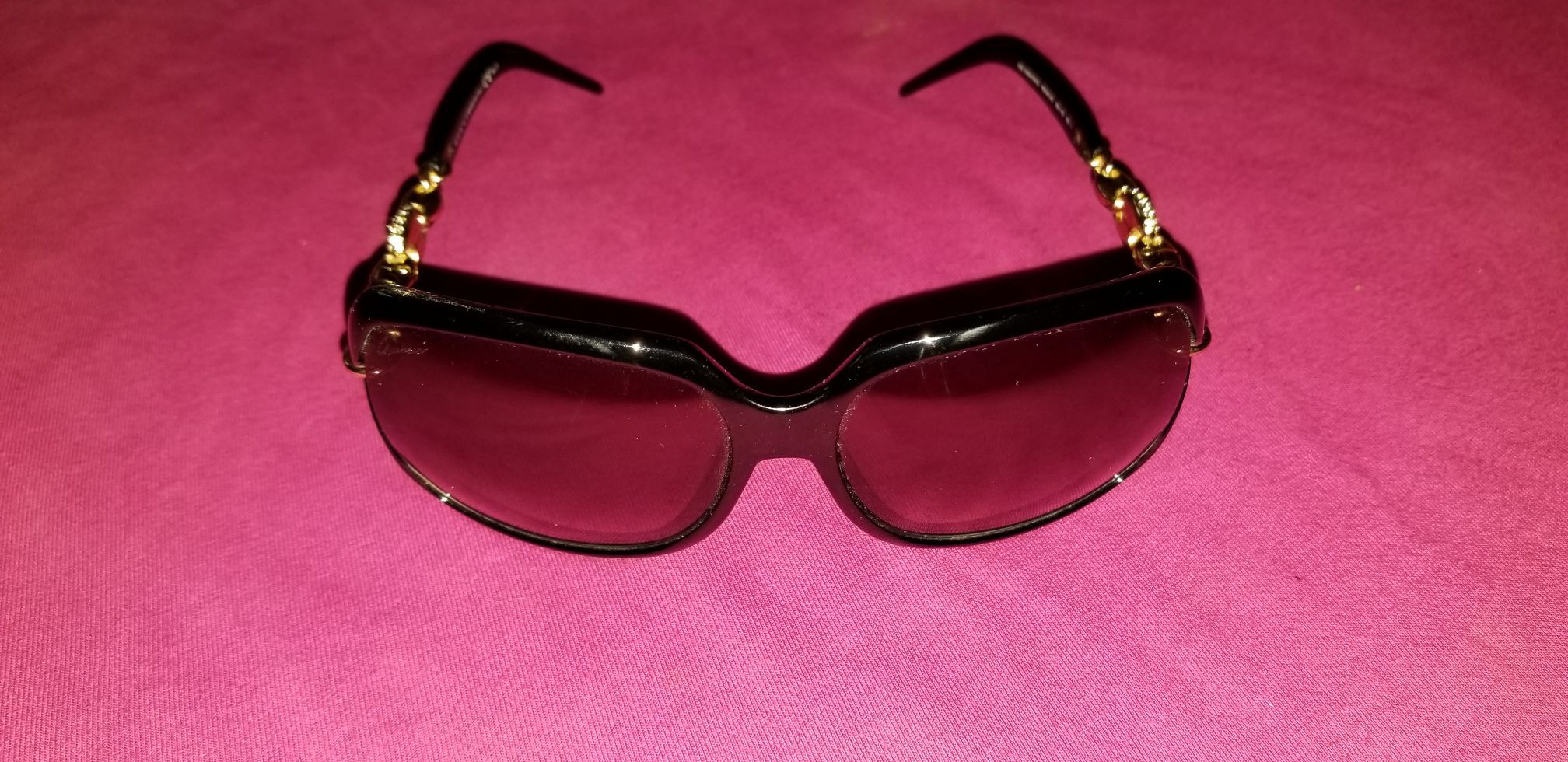 Authentic womans Gucci Sunglasses GG 3584/s black and gold