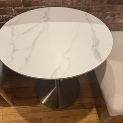 30” White Bistro Table