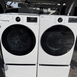XL LG Washer And Gas Dryer