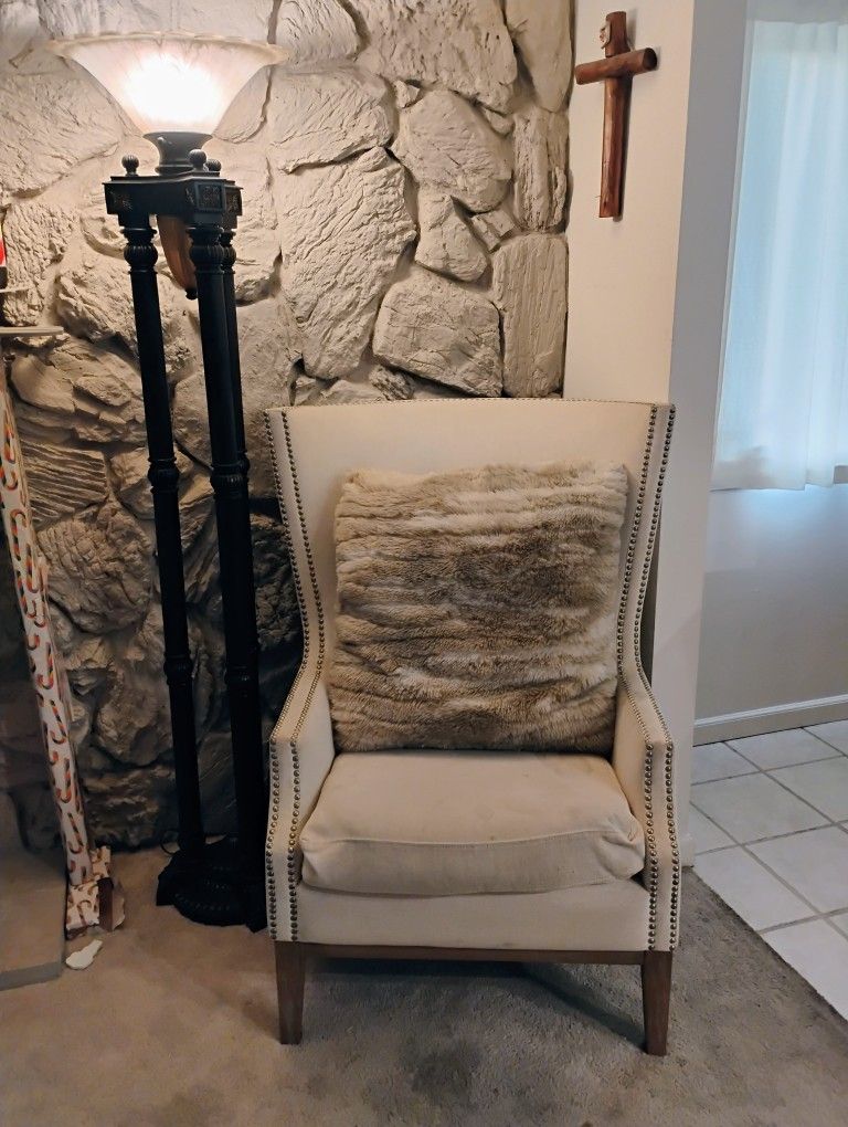 Lamp & Accent Chair