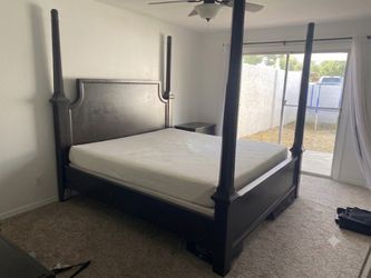 Beautiful Black Solid Wood Four-Poster Bed