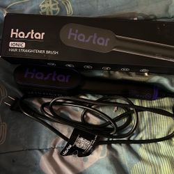 New Hastar Ionic Hair Straightener Brush-New In Box-60 Sec. Heat Up-220/400 F