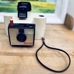 Polaroid Land Camera Swinger Model 20 