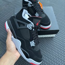 Jordan 4 Bred