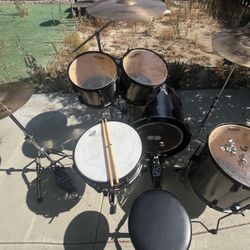 Tama Swingstar Drum Set – Complete Kit w/ Zildjian Cymbals & DW Pedal – $400 OBO