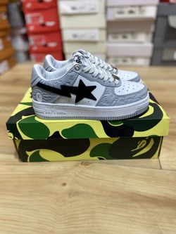 BAPE Bapesta Low-Top Sneakers White Black Star