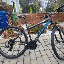 Schwinn Chute Mountain Bike