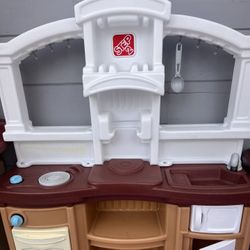 STEP 2 Kids Play Kitchen 