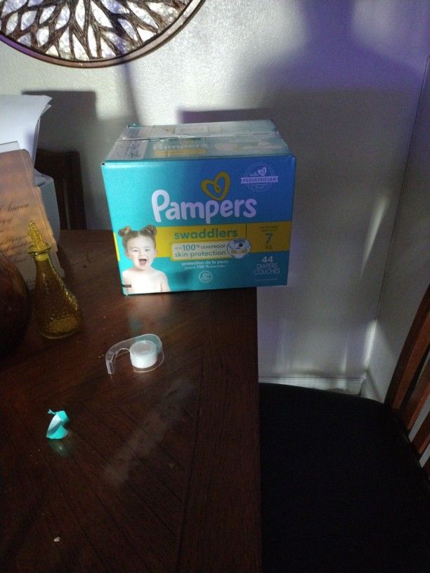 Brand New Pampers Size 7 