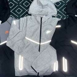 Reflective Nike Tech 