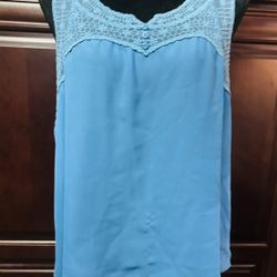 NEW LC Lauren Conrad Camisoles Tops Like Medium  (READ DESCRIPTION)
