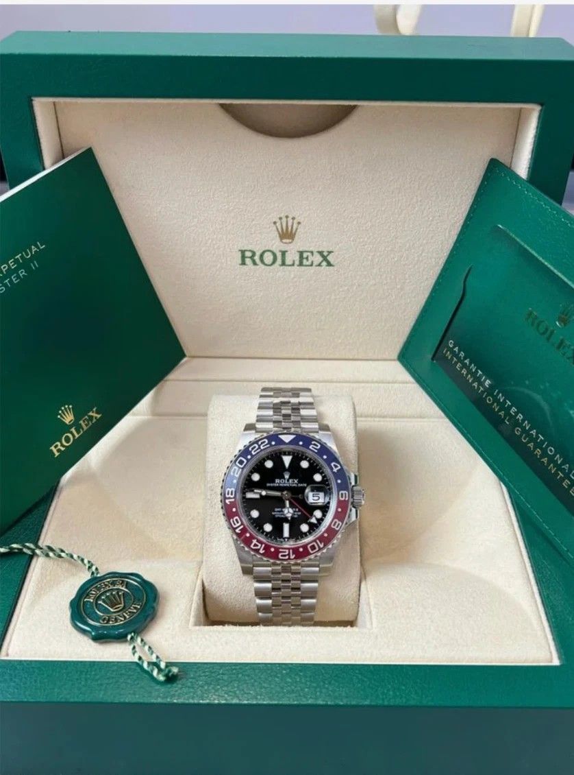 Rolex GMT-Master II Men's Black Watch - 126710BLRO